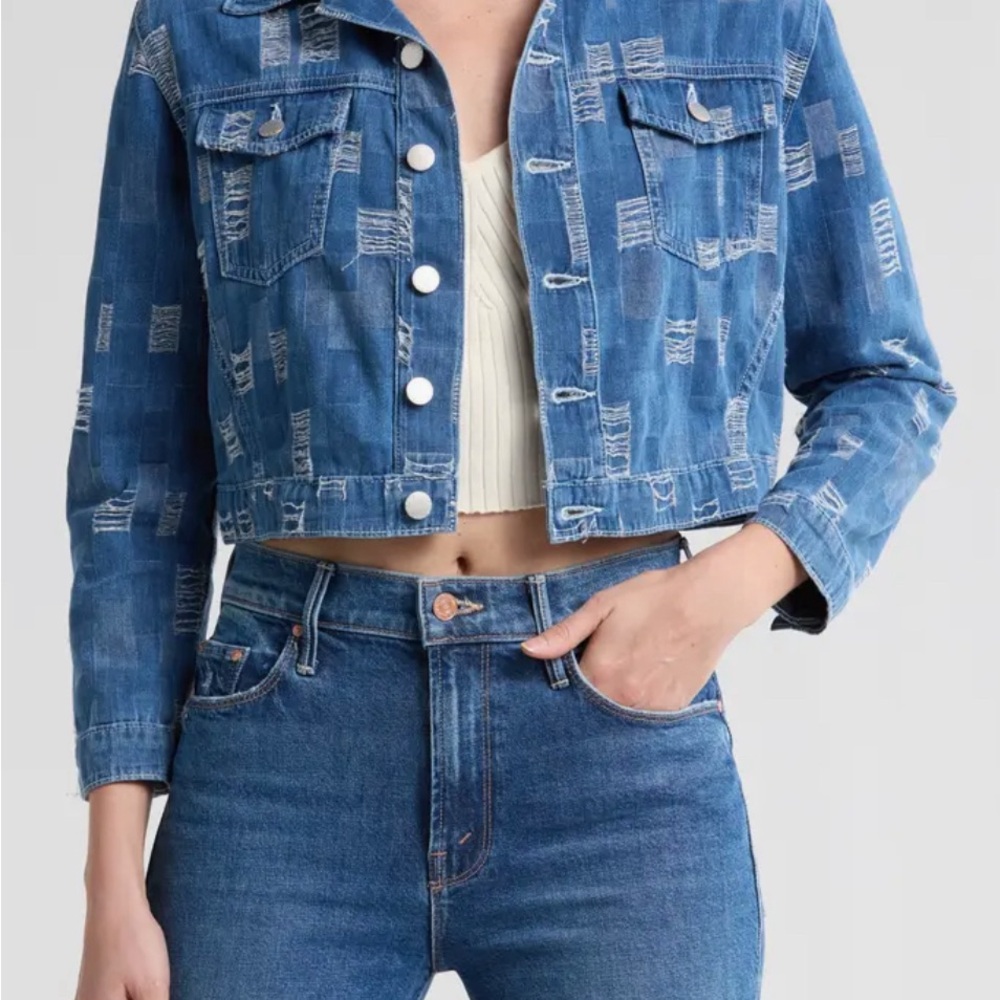 L'AGENCE Distressed Cropped Denim Jacket - Picture 2 of 4